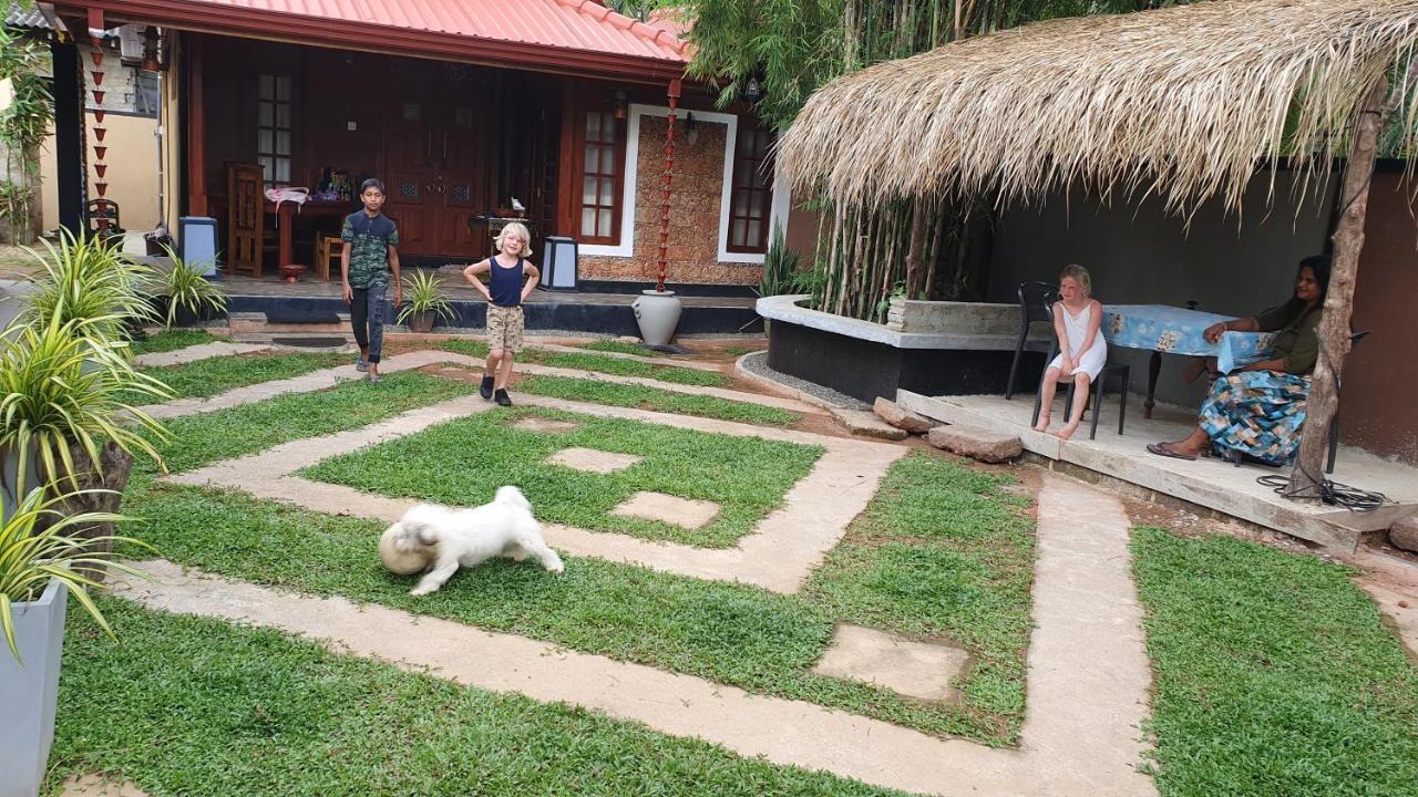 Thara Cabana Bentota Extérieur photo